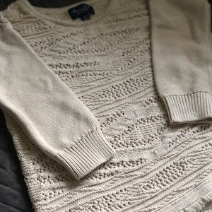 American Eagle outfitters open knit cream sweater extra small w/ fringe like new